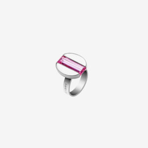 anillo artesanal Nao de plata de ley y circonita rosa diseñado por Belen Bajo
